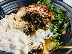 豆花米线-滇道云南特色料理(康定路店)