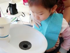 -瑞尔齿科(南京东路名人诊所)