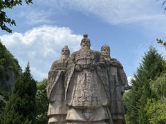 -汉中石门栈道风景区