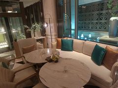 -浅深(世茂滨江精品店)