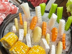 -靓海海鲜火锅(水上湖边观景店)