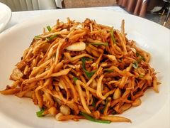 腊味炒脆笋-玉林烤鸭店(定福庄店)
