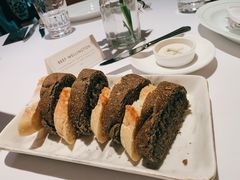 餐前面包-壳里西餐厅Coquille Seafood Bistro(蒙自路店)