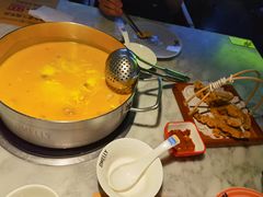 -澳美徕·港式花胶鸡火锅(高新万达店)