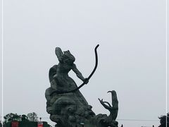 -巴陵广场