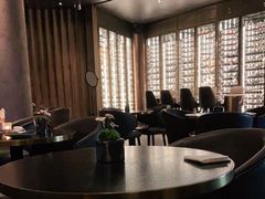 -wineapp葡萄酒餐吧(外滩金融中心店)