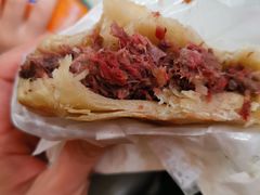 -闫家驴肉老店(华电一校店)
