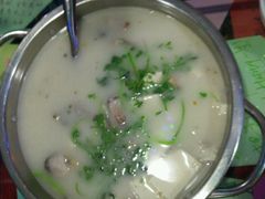 -泸沽肴(泸沽湖大洛水村农村信用社旁店)