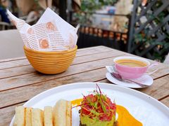 牛肉塔塔配牛油果黑橄榄酱-Solo(衡山路店)