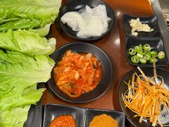 -肉甲韩国木炭烤肉(新壹街1店)