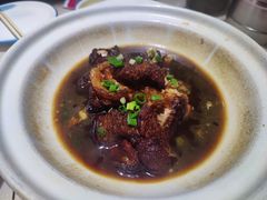 -老码头黑皮肘子锅包肉(赣水路店)