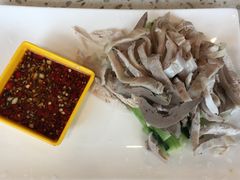 -兔行天下-鸿鹤鲜锅兔(中海国际店)