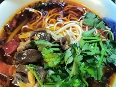 -兵哥豌豆面(雅颂居店)