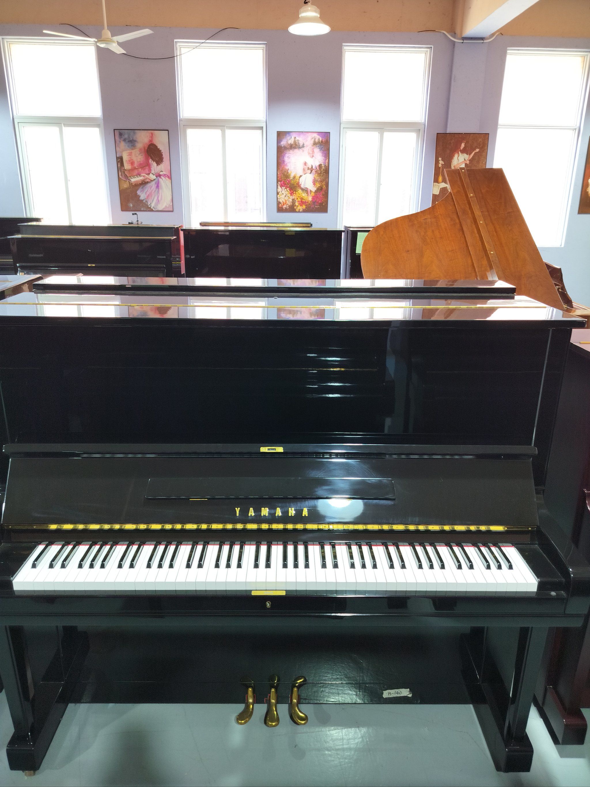 雅马哈钢琴