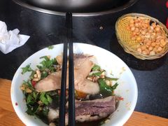 -肖肖酸萝卜鱼火锅(总店)