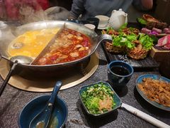 红颜花胶鸡锅-湊湊火锅·茶憩(打浦桥日月光店)