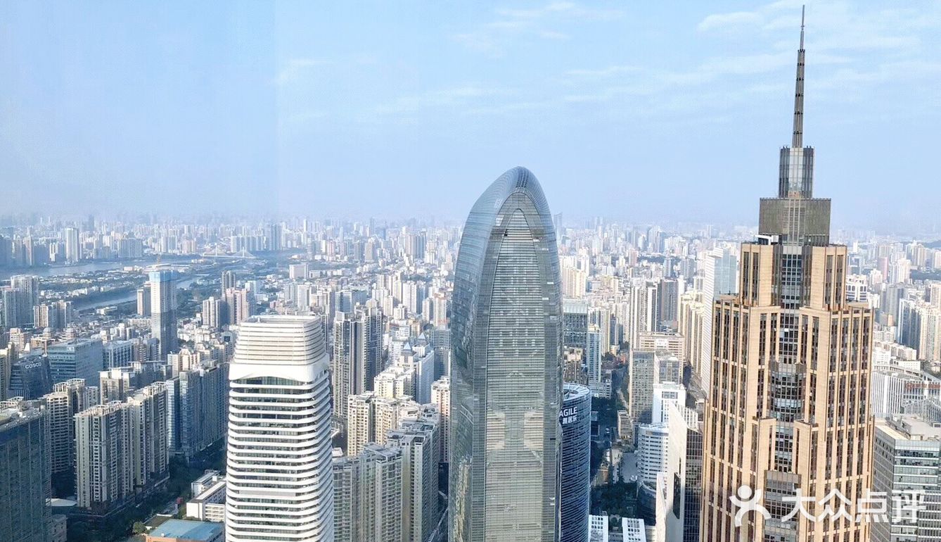这两天回到北塔上班看到 珠江新城的高楼大厦感觉挺爽的