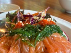 -Chom Cafe and Restaurant