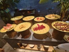 -遇上西雅图多融合海鲜自助餐厅(中房金谊广场店)