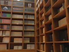 -外研书店(北京外国语大学西校区北外国际大厦店)
