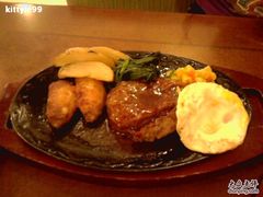 汉堡-萨莉亚(南京东路店)
