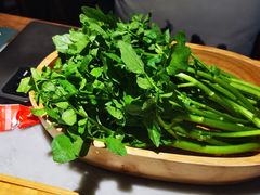 -尚尚仙·酸汤猪手·猪肚鸡火锅(华联万柳购物中心店)