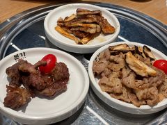 首尔1993·牛五花-本家韩国烤肉(青岛万象城店)