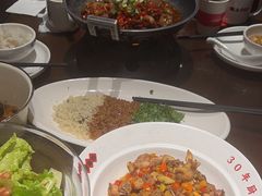 -味上湘菜馆(岳麓山店)