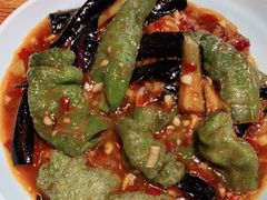 -柴窝堡22号辣子鸡·传承新疆菜