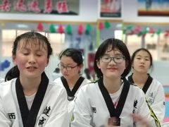 -健成运动中心·体适能跆拳道少儿格斗体考跳绳