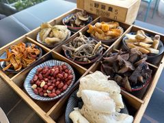 -野菌皇海景野生菌火锅(滨海大道店)