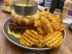 -FLOVIE FLORIST CAFE