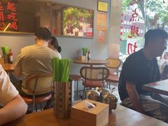 -绿柠食堂(北外滩店)