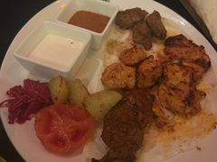 -Efes Turkish & Mediterranean Cuisine 艾菲斯餐厅(陆家嘴店)