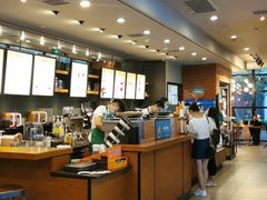 -星巴克(上海虹桥新天地二店)