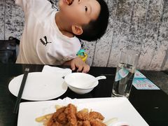 -河畔春天时尚餐厅