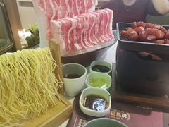 -洪氏嗨捞·广东猪肚鸡·椰子鸡火锅(西咸万象城店)