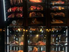 -MONICH牛排融合餐厅(和义大道购物中心店)