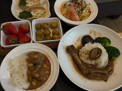 -金色印象·4k影院式足体养生(龙腾路店)