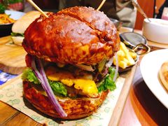 超厚芝士牛肉汉堡-魏斯理汉堡(西安沣东吾悦店)