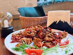 -mordew加州日记西餐&小酒馆(新天地店)