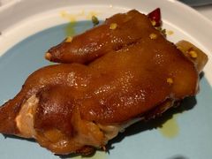 张家沱香辣蹄-懒人盐府人家(航天桥店)