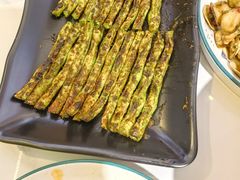 -嗨辣小聚·盘锦河蟹·海鲜烧烤龙虾(盘锦十年好店)
