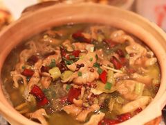 -龙巢盱眙龙虾·鸡煲·烧烤宵夜(坪洲店)