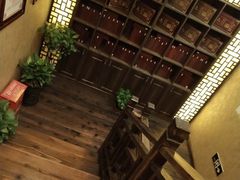 -莱仪堂艾灸经络养生馆(武威东路店)