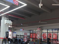 -哈贝卡汽车服务连锁(高新二路店)