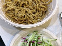 -黑八私房老北京炸酱面