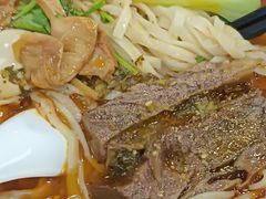 金牌麻辣牛肉面-康师傅私房牛肉面(北京南站店)