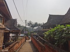 -曼丢傣家古寨