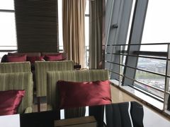 -上海漕河泾万丽酒店